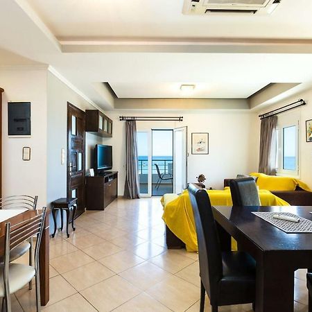 Beachfront Apartment Réthimno Kültér fotó